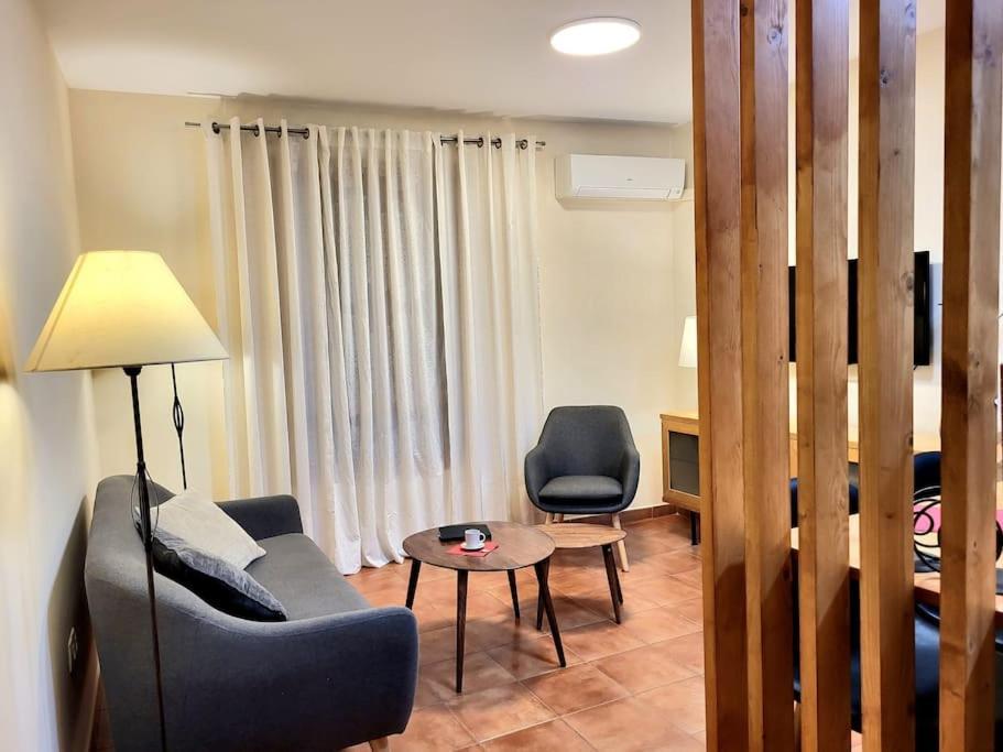 Flamenco, Apartamento Exclusivo De Dos Habitaciones En El Pleno Del Casco Antiguo, Alicante, Playa, Centro Historico, Rambla מראה חיצוני תמונה