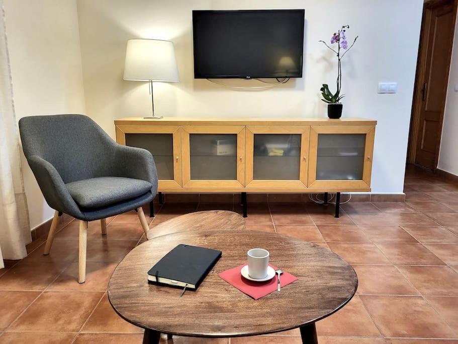 Flamenco, Apartamento Exclusivo De Dos Habitaciones En El Pleno Del Casco Antiguo, Alicante, Playa, Centro Historico, Rambla מראה חיצוני תמונה
