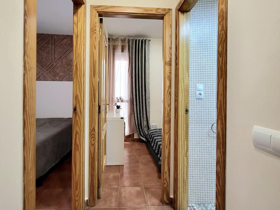 Flamenco, Apartamento Exclusivo De Dos Habitaciones En El Pleno Del Casco Antiguo, Alicante, Playa, Centro Historico, Rambla מראה חיצוני תמונה