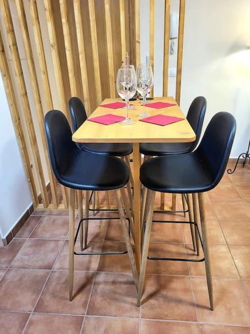 Flamenco, Apartamento Exclusivo De Dos Habitaciones En El Pleno Del Casco Antiguo, Alicante, Playa, Centro Historico, Rambla מראה חיצוני תמונה