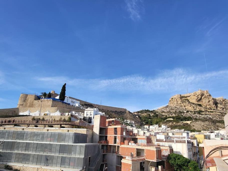 Flamenco, Apartamento Exclusivo De Dos Habitaciones En El Pleno Del Casco Antiguo, Alicante, Playa, Centro Historico, Rambla מראה חיצוני תמונה