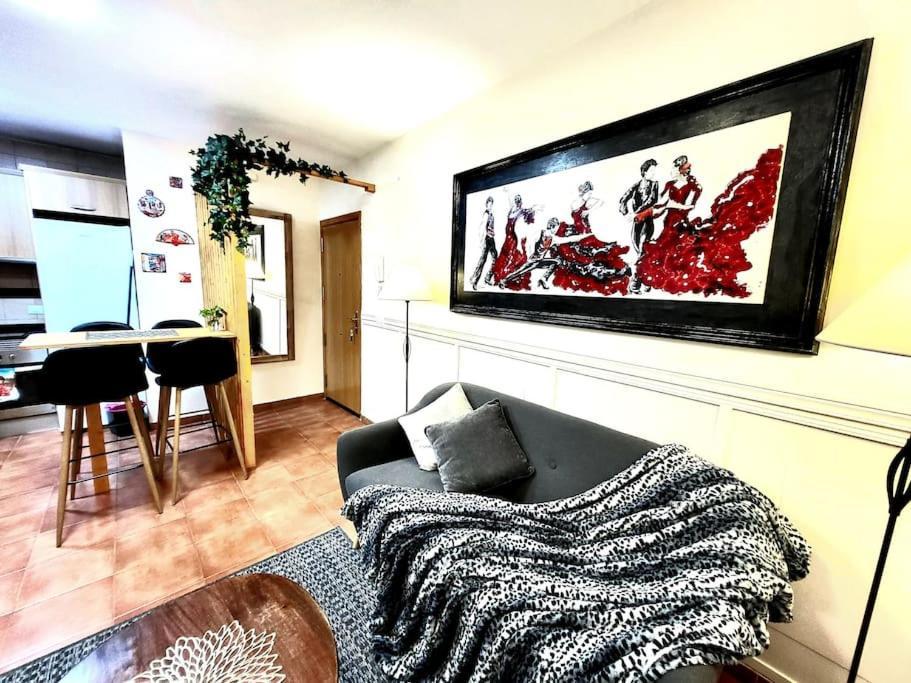 Flamenco, Apartamento Exclusivo De Dos Habitaciones En El Pleno Del Casco Antiguo, Alicante, Playa, Centro Historico, Rambla מראה חיצוני תמונה